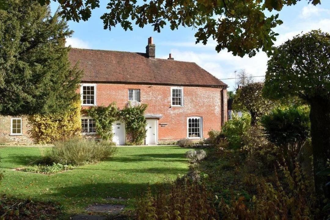 Winchester Retreat Apartman Kültér fotó